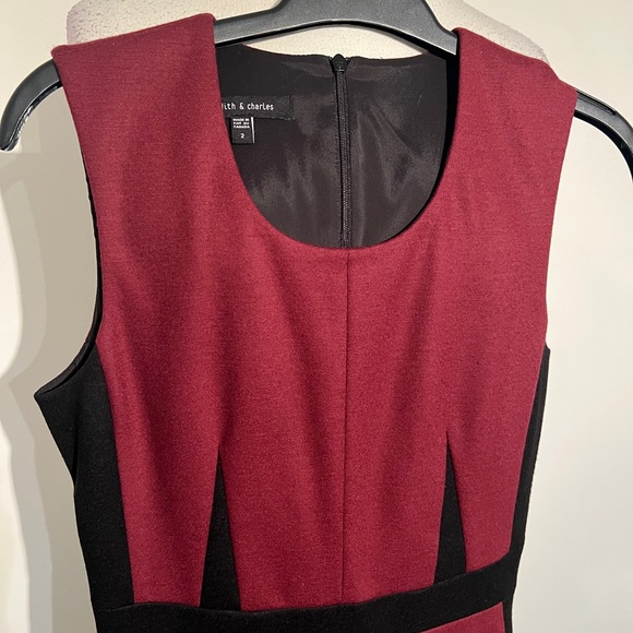 Judith & Charles Burgundy wool dress with Black Paneling and darts. Size 2 - Picture 3 of 4